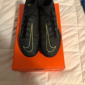 Nike phantom